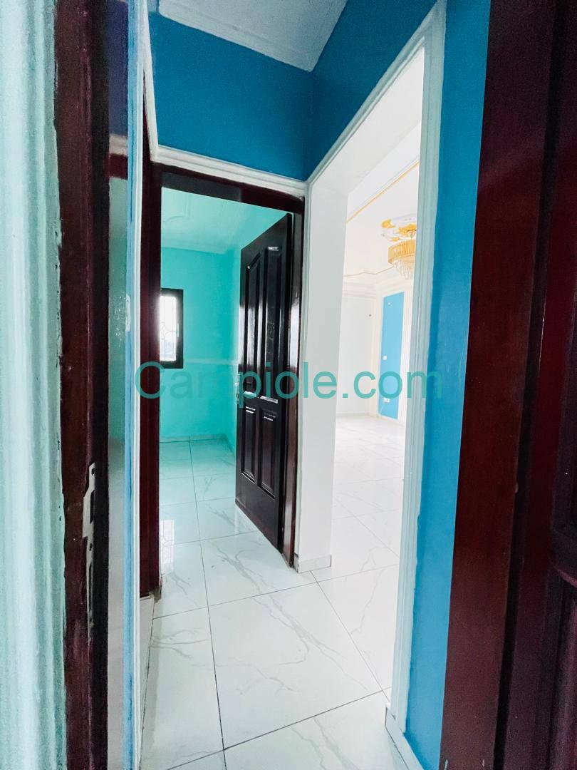 SM_appartement_kotto_mbangue_dla_150825_clr