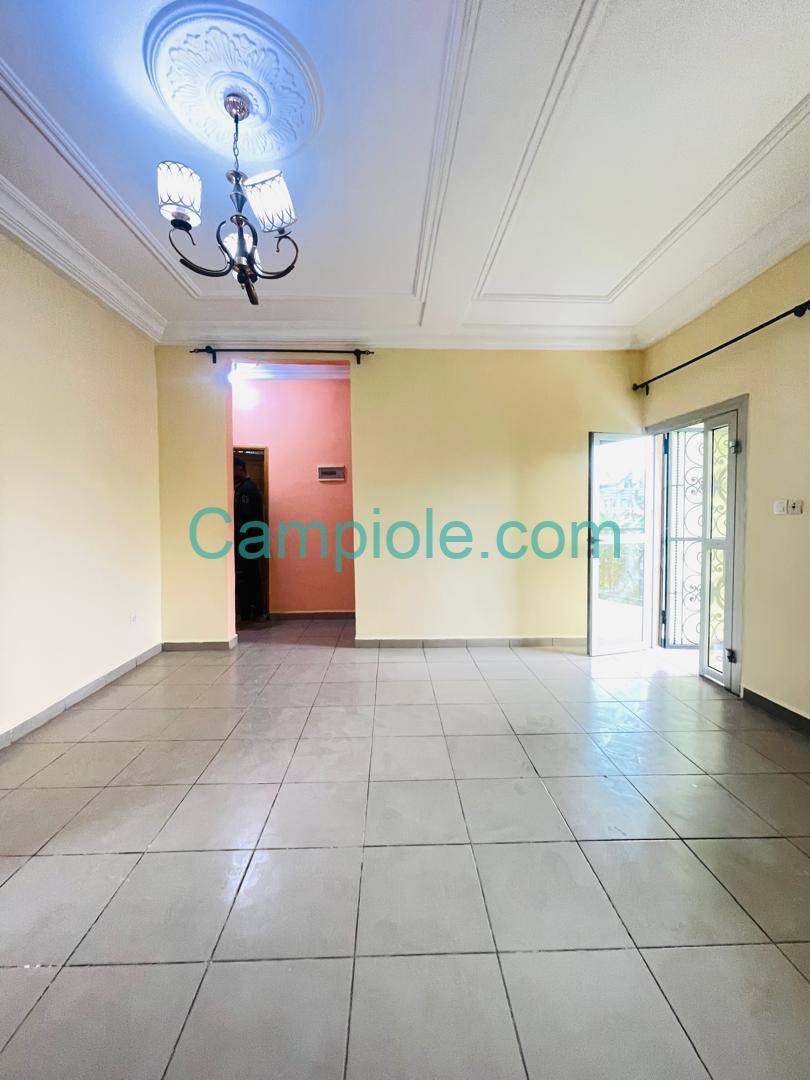 SM_appartement_logbessou_dla_090825_sln2