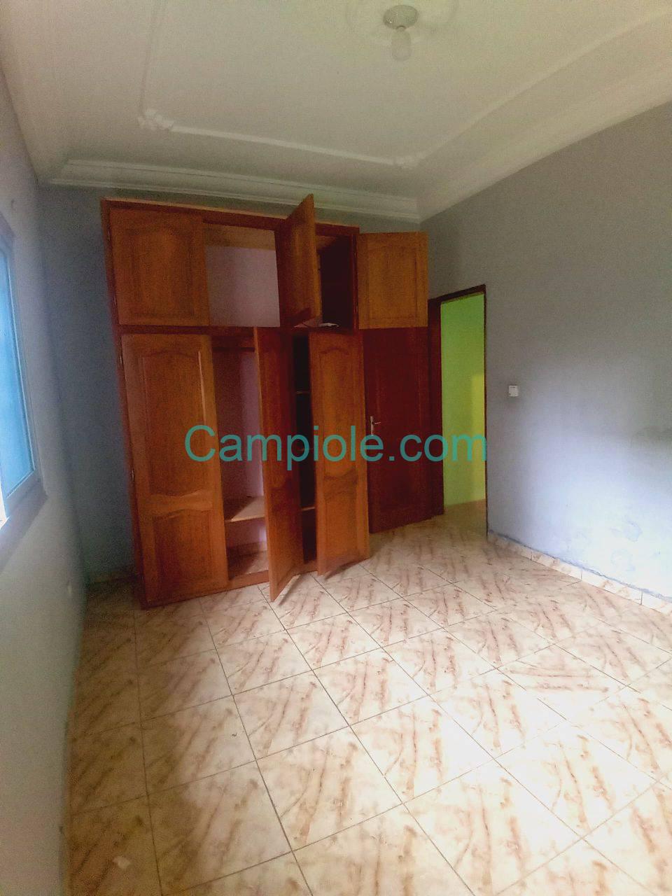 SM_srudio_logpom_dla_290825_chb2