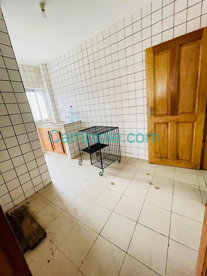 SM_studio_logbessou_dla_090825_csn1