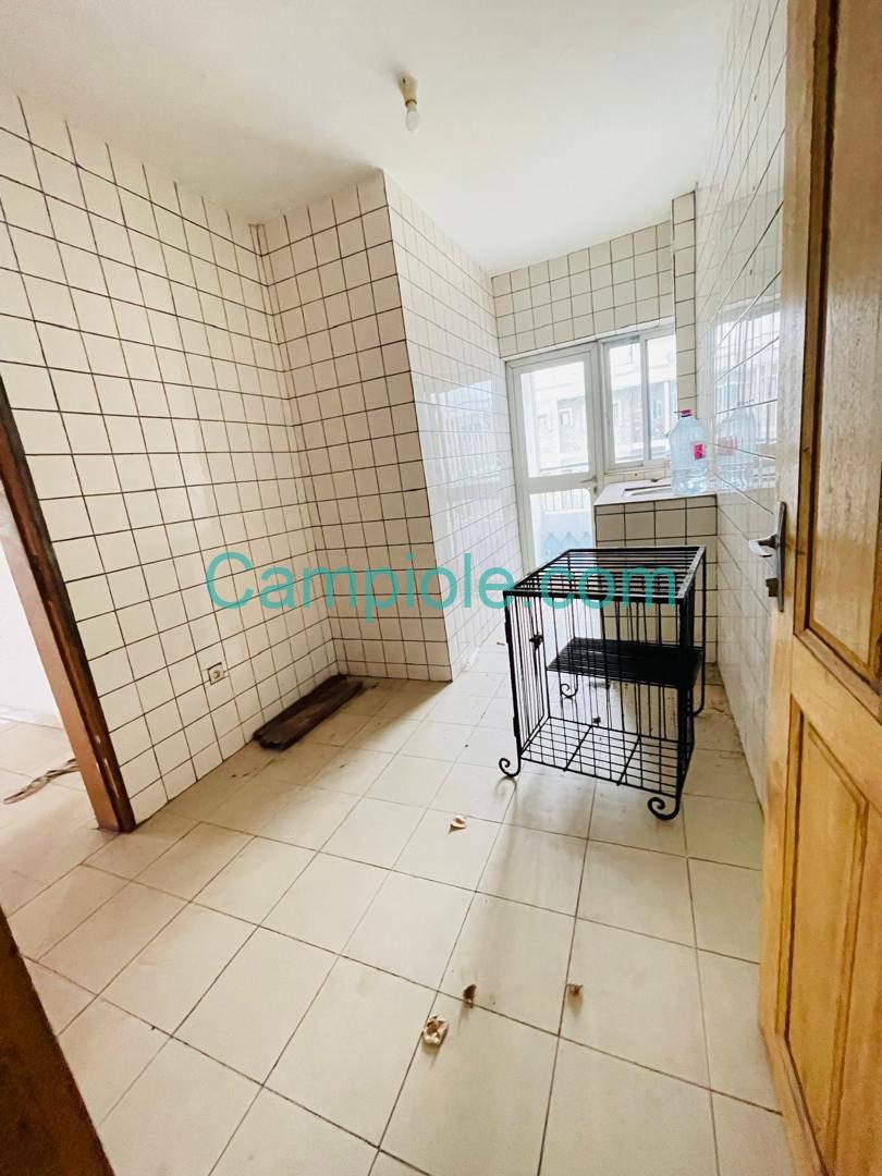 SM_studio_logbessou_dla_090825_csn2