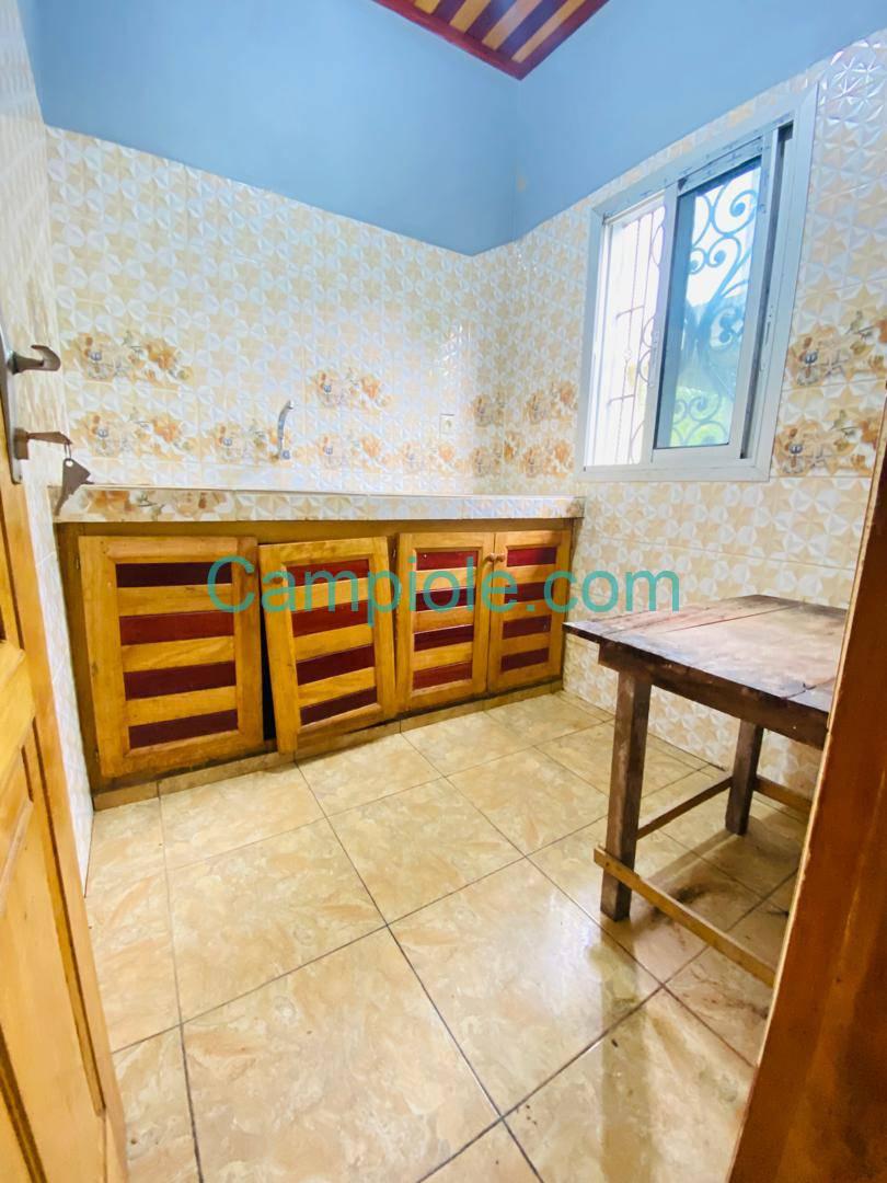 SM_studio_logbessou_dla_260825_csn