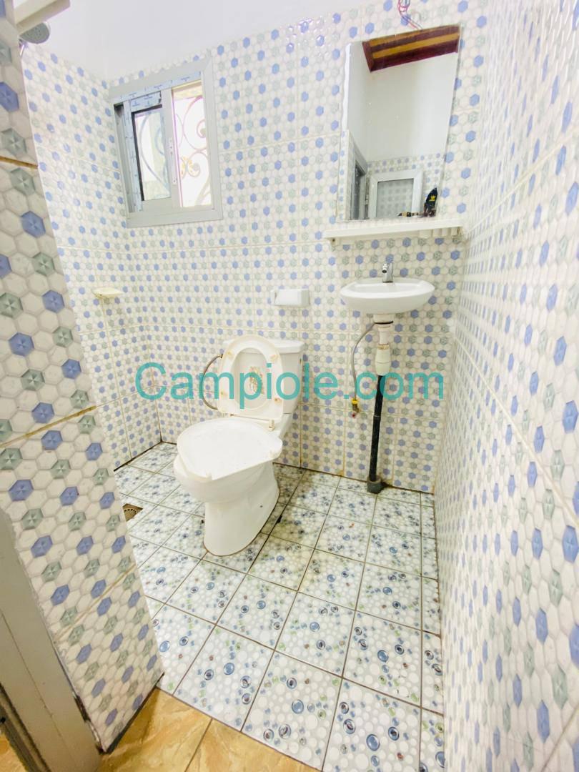 SM_studio_logbessou_dla_260825_dch1