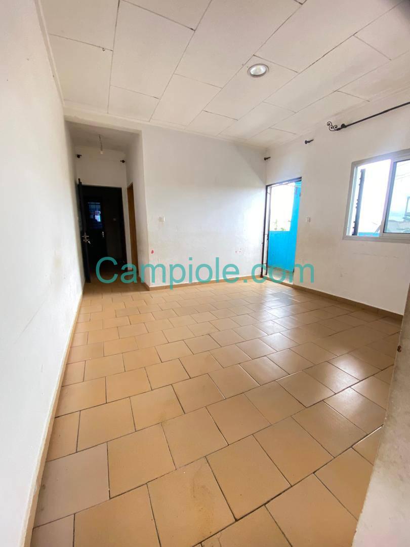 SM_studio_logpom_dla_190825_sln2