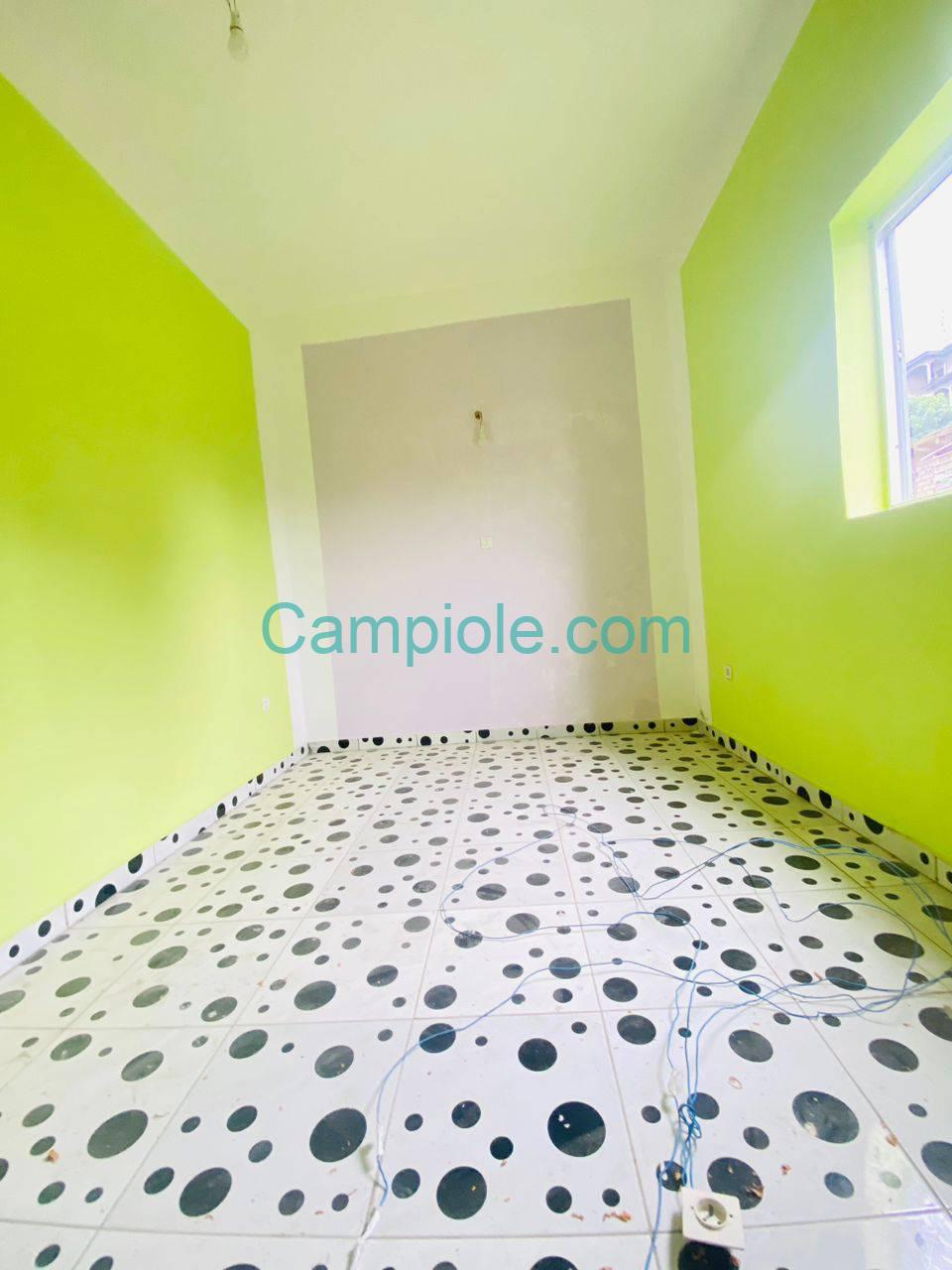 SM_studio_pk12_douala_140825_chb2