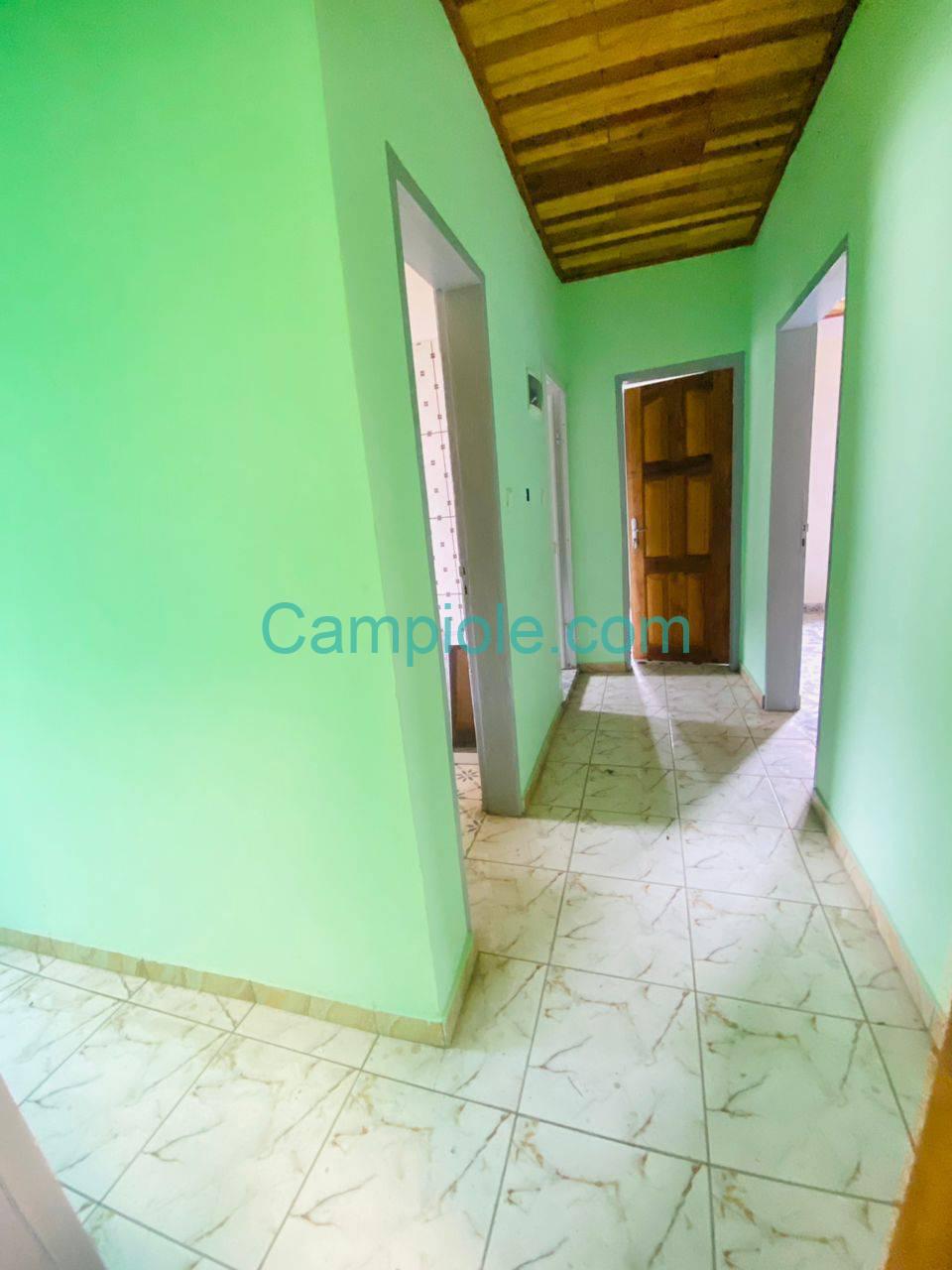 SM_studio_pk12_douala_140825_clr