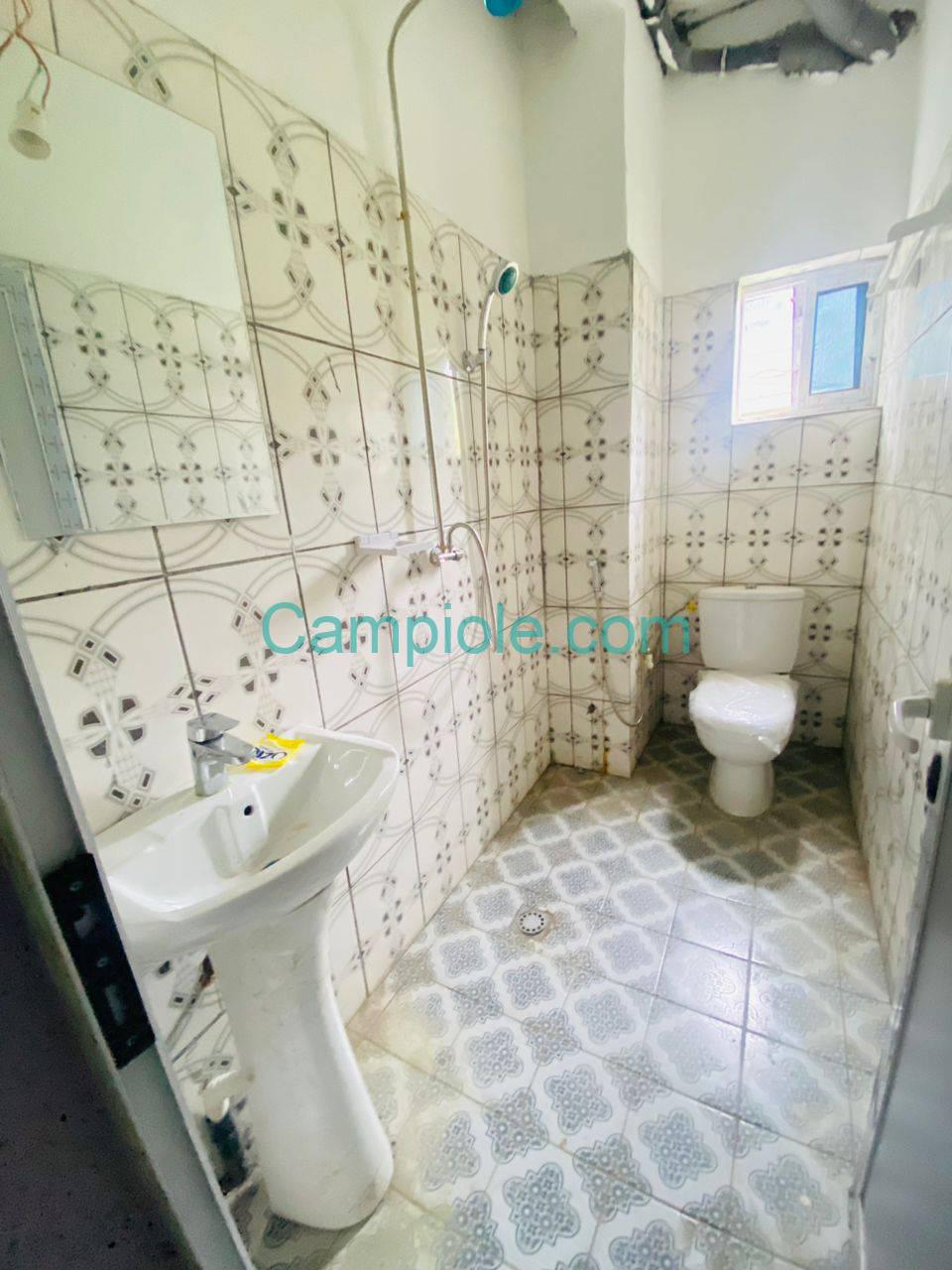 SM_studio_pk12_douala_140825_dch