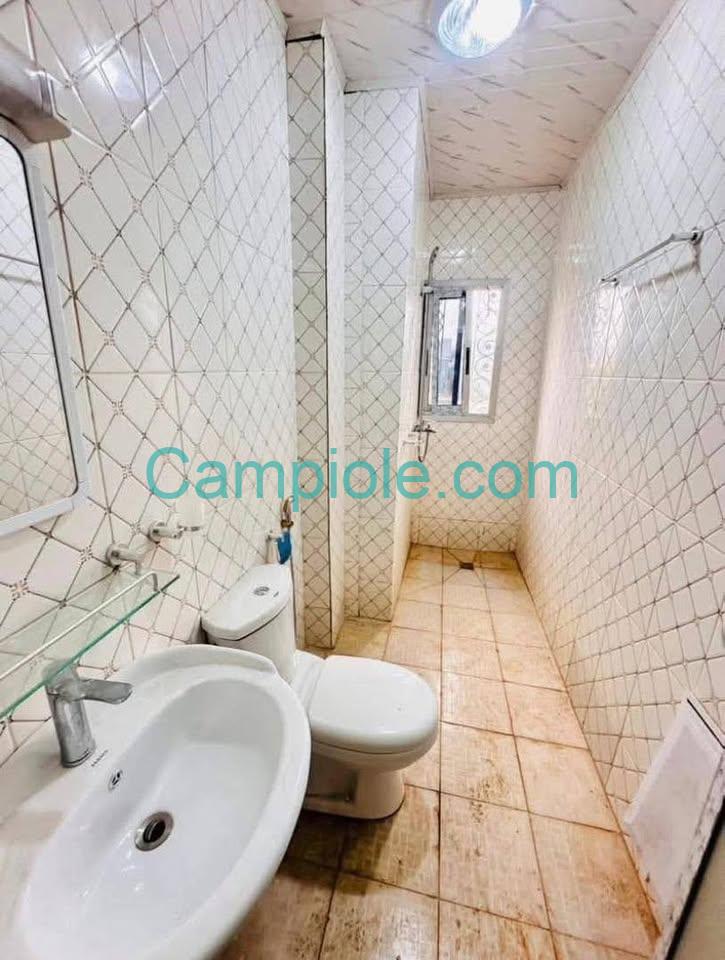 TA_appartement_biyemassi_yde_120825_dch1