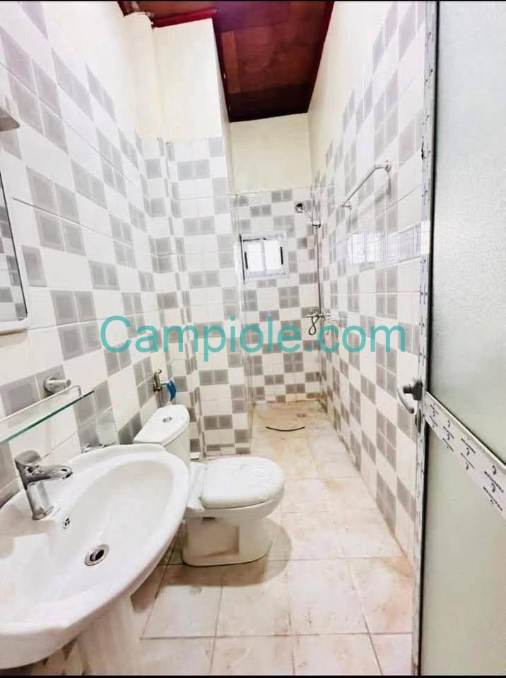 TA_appartement_biyemassi_yde_120825_dch2