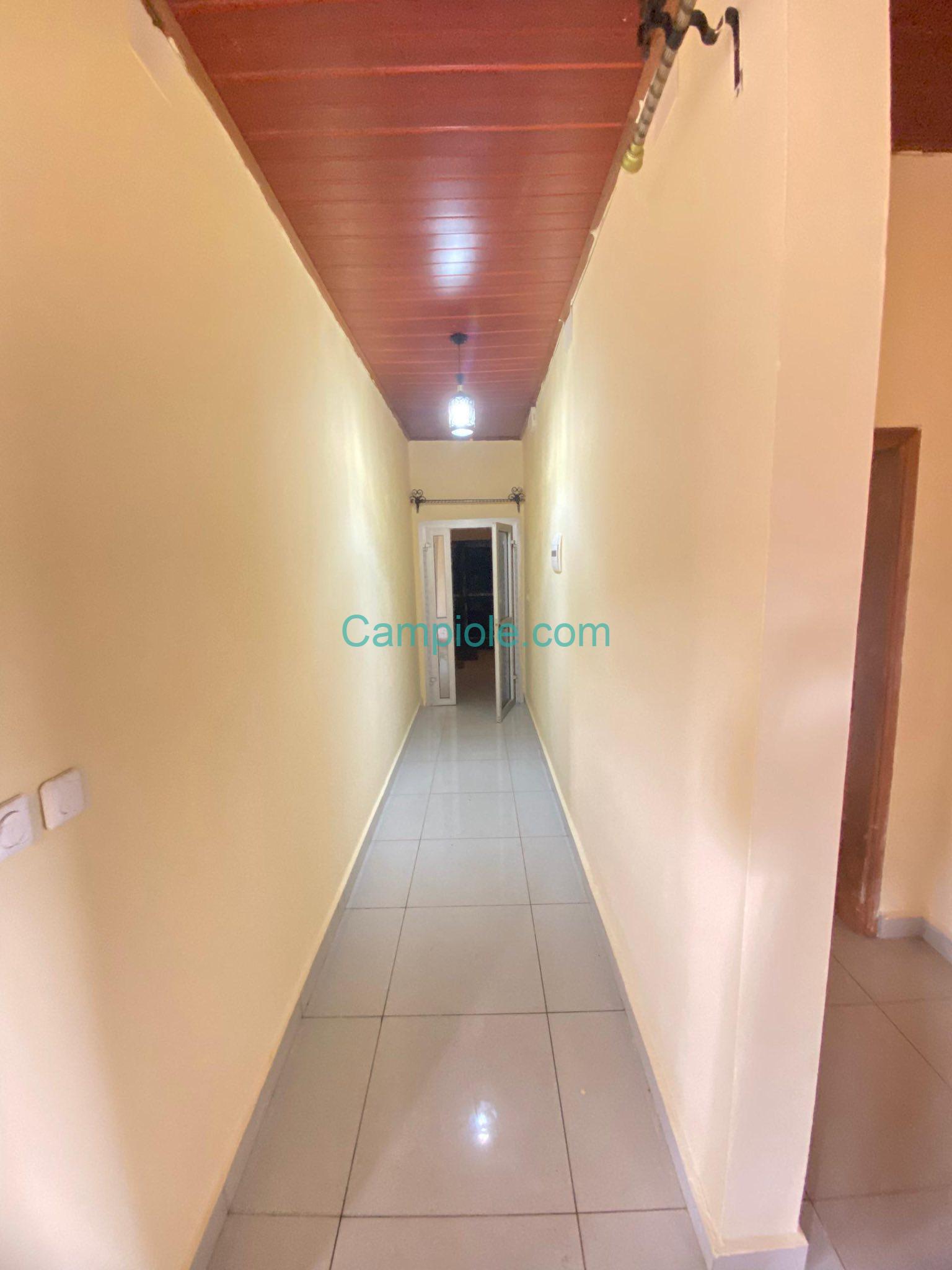 YI_appartement_mendong_yde_150825_clr