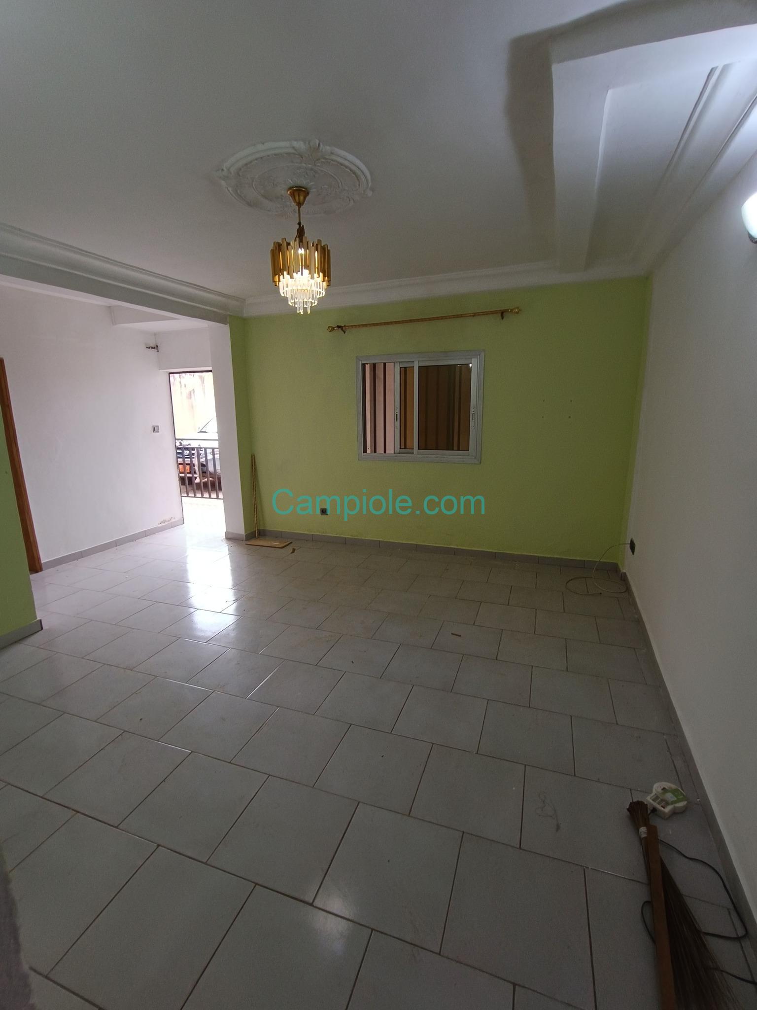 ZD_appartement_efoulan_yde_280825_sln4