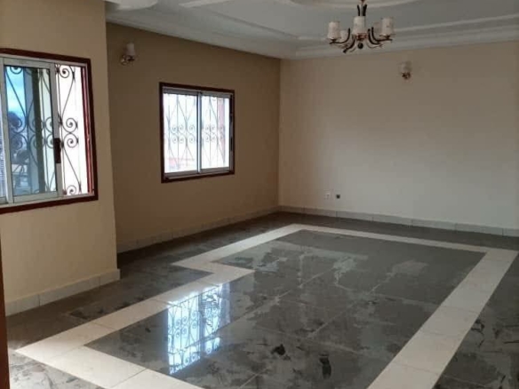 Appartement de haut standing à louer à Mendong, Yaoundé