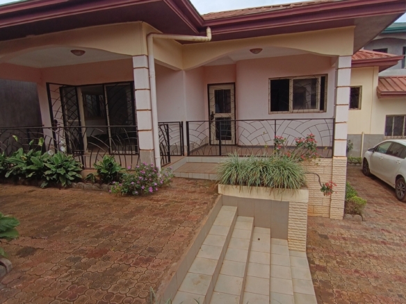 Maison très bon standing à louer à Nkoabang, Yaoundé