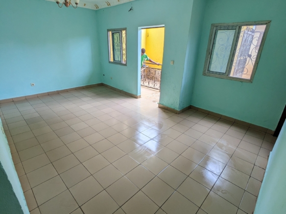 APPARTEMENT BON STANDING À LOUER, YAOUNDÉ ÉTOUDI