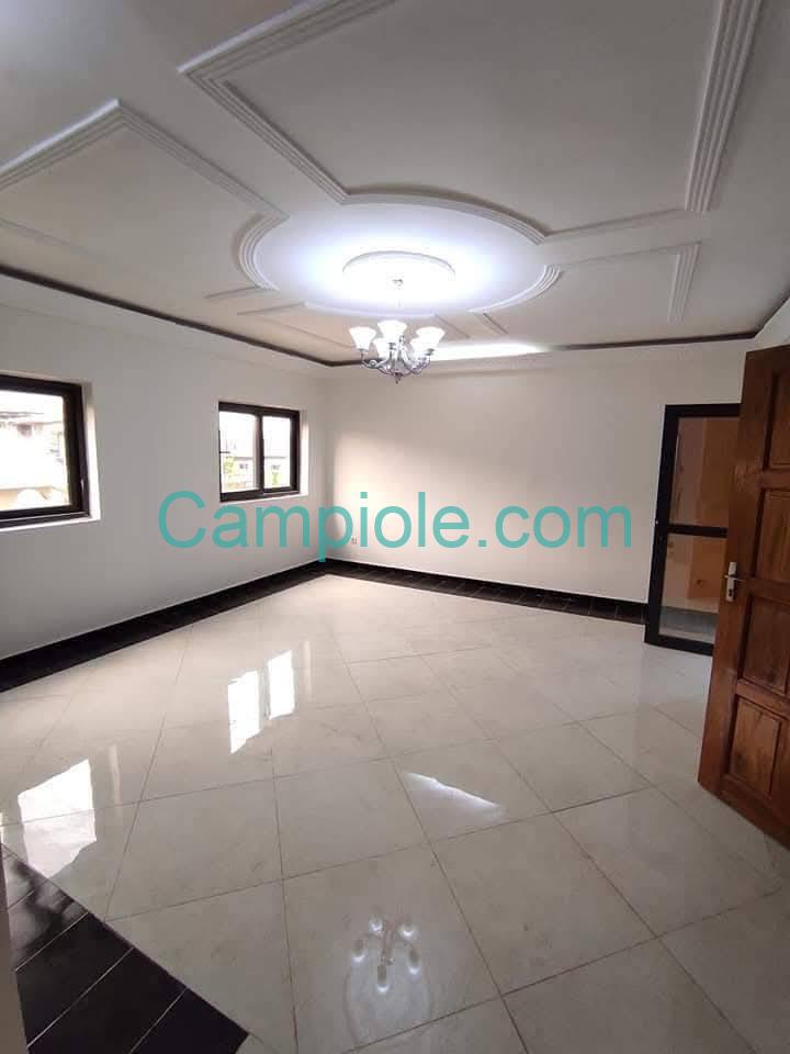 BI_apartment_makepe_dla_020925_sln1