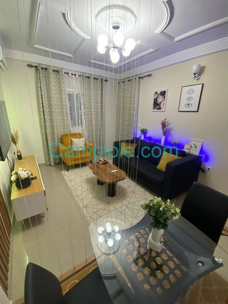 Studio meublé haut standing et chic Bonamoussadi Douala