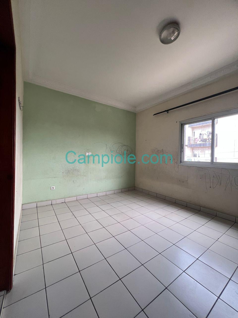 FH_appartement_bonaberi_190925_chb2