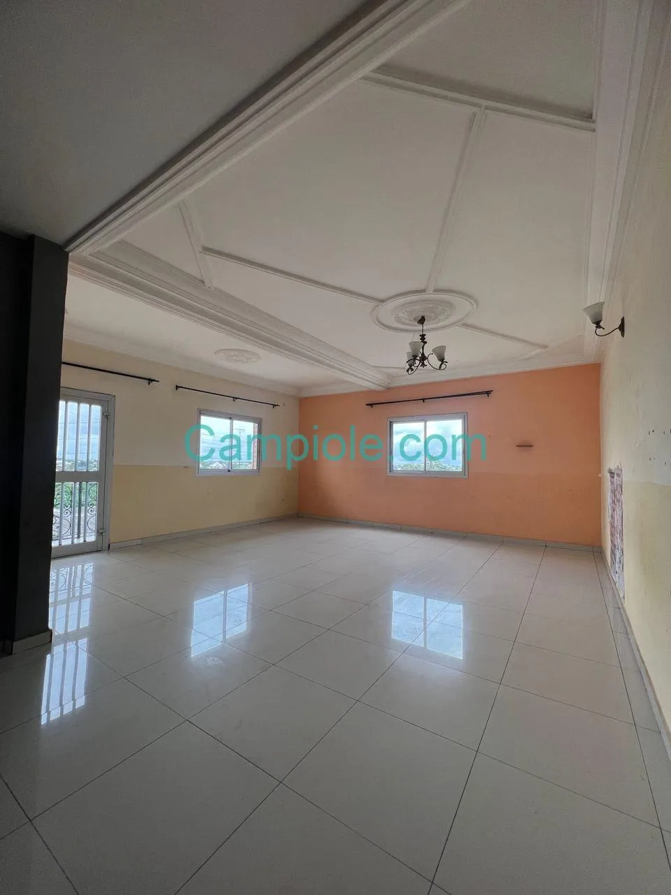 30680- Appartement à louer à Bonaberi 150000fcfa