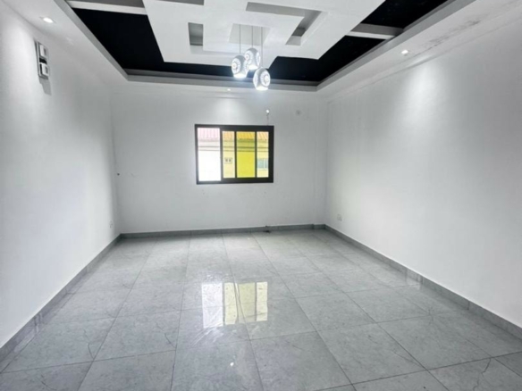 Studio à louer à Logpom Prix 130000f