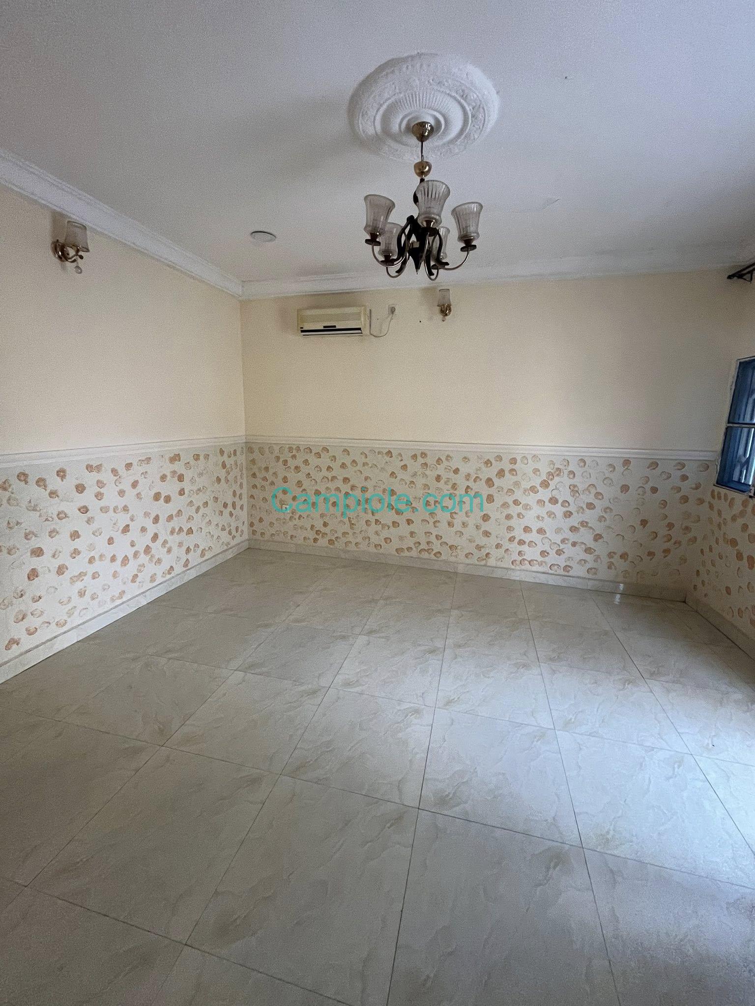 GI_studio_doualare_garoua_100925_sln2