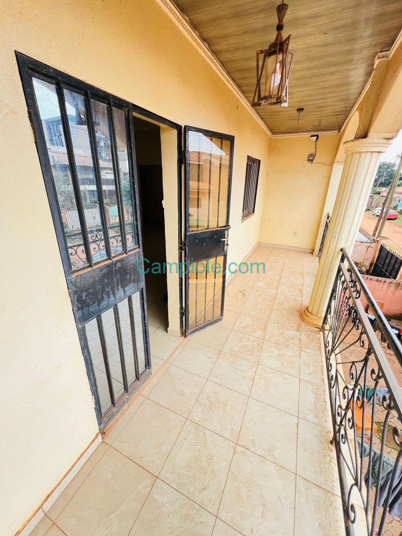 HS_appartement_yde_omnisport_100925_blcn