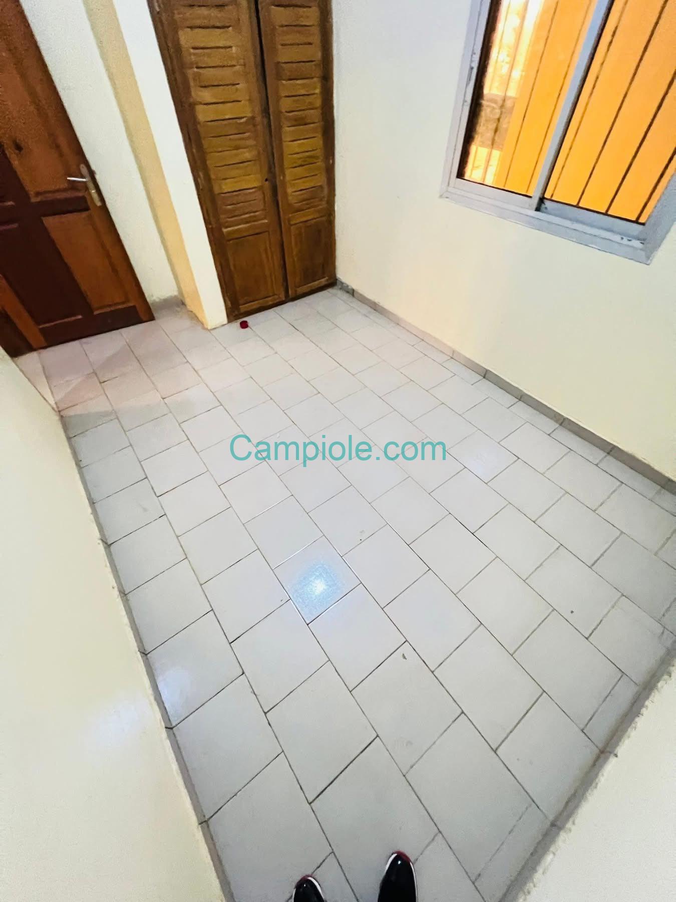 HS_appartement_yde_omnisport_100925_chb1