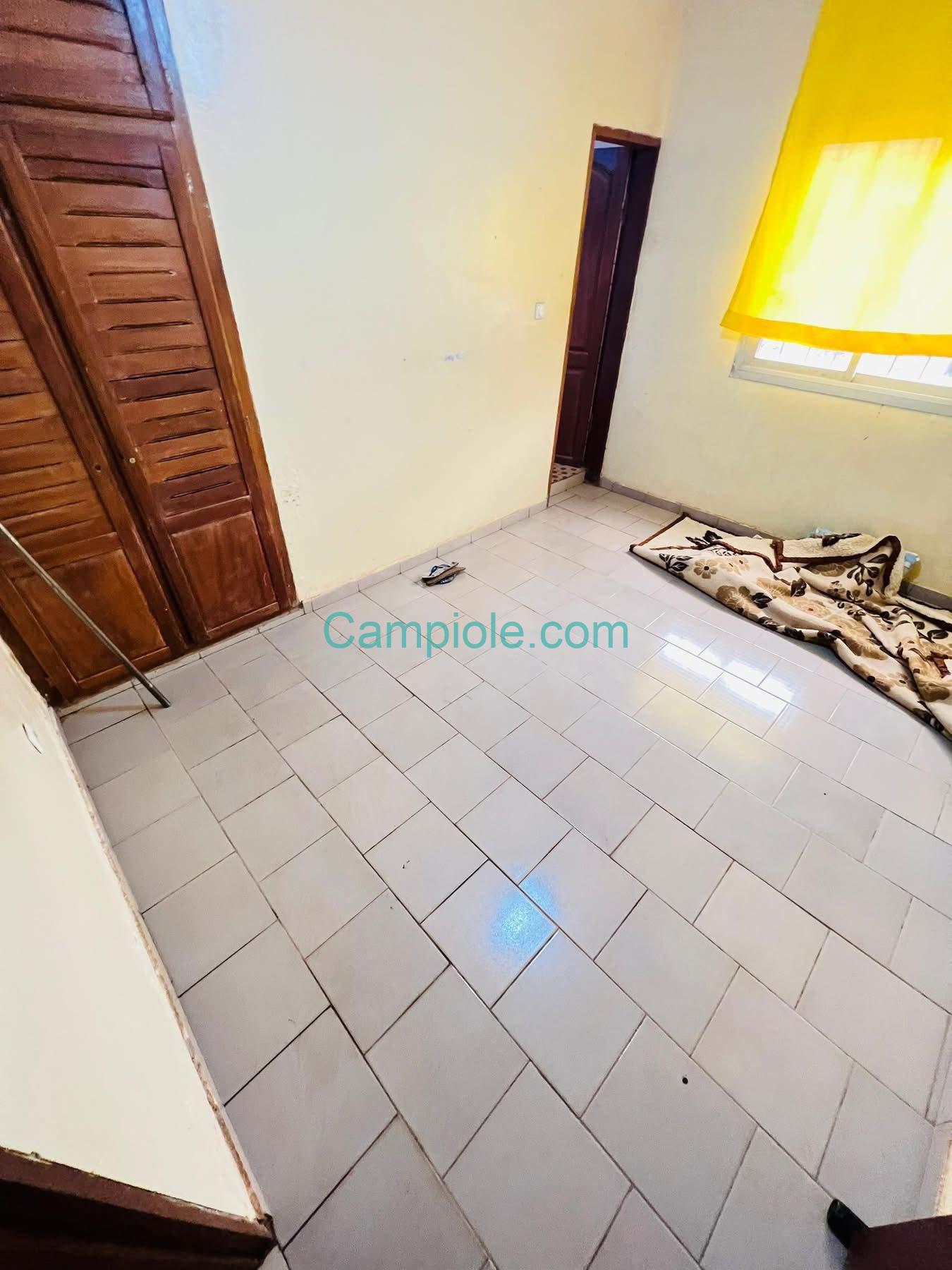 HS_appartement_yde_omnisport_100925_chb2