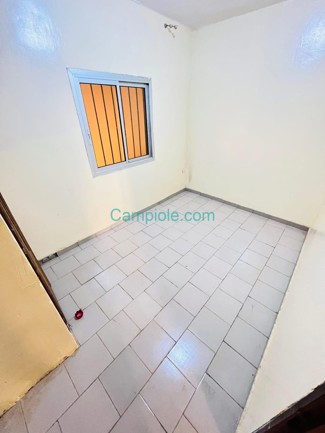 HS_appartement_yde_omnisport_100925_chb4