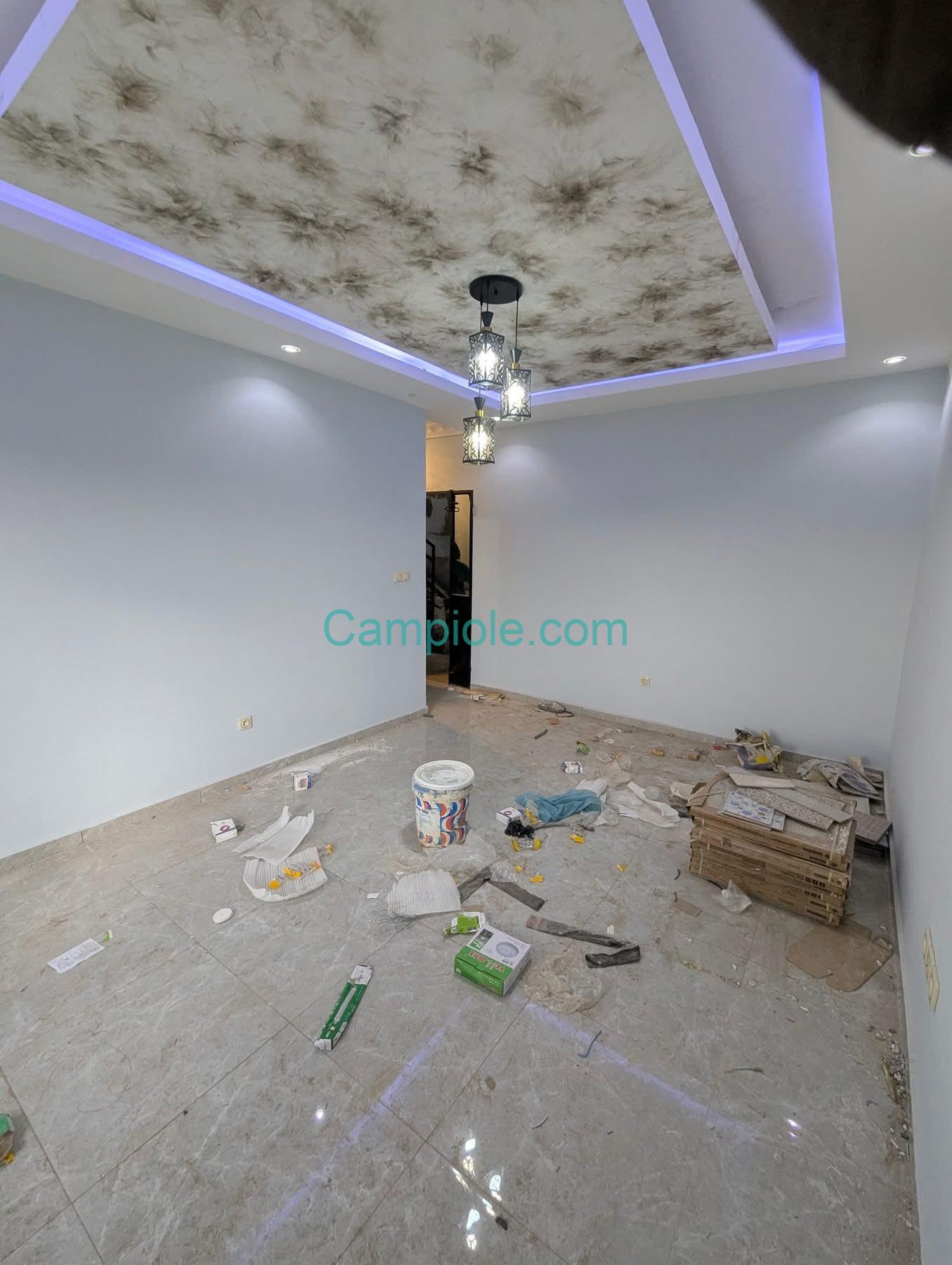 HS_studio_eleveur_120925_sln2