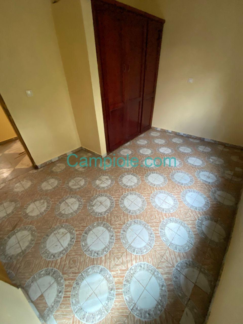 HS_studio_mimboman_yde_030925_chb1