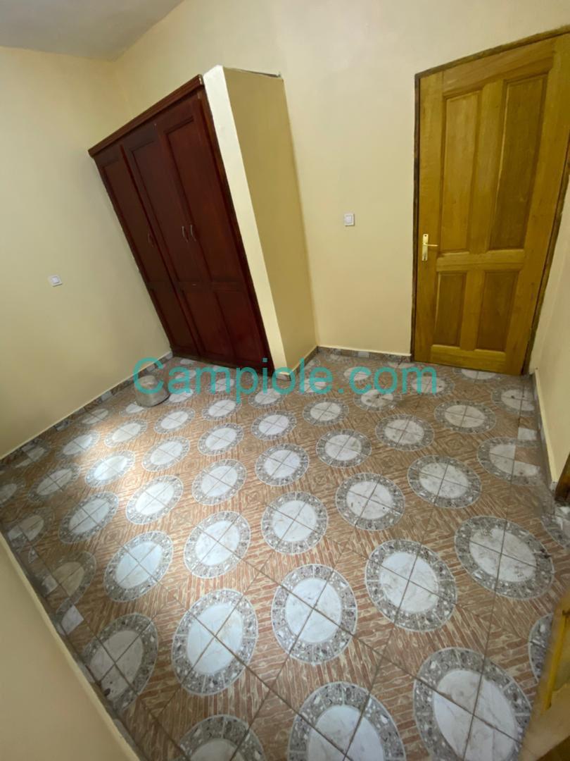 HS_studio_mimboman_yde_030925_chb2