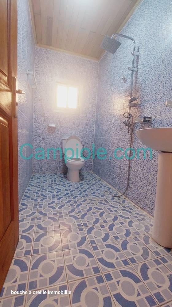 NT_studio_logpom_dla_120925_dch