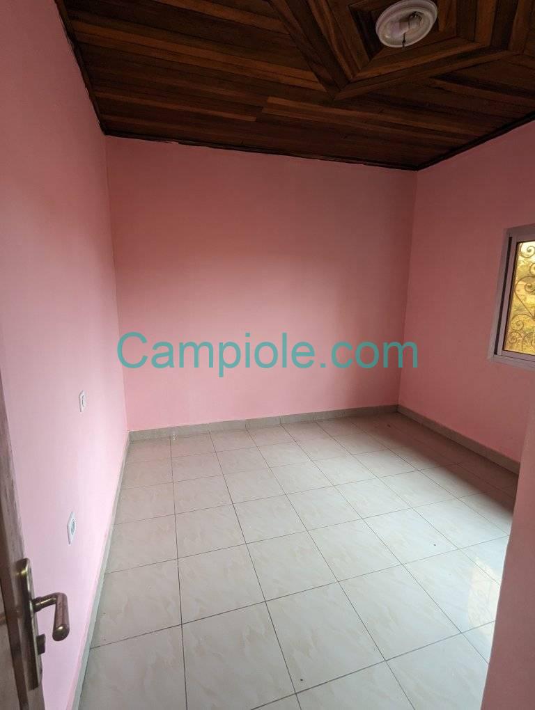 PBI_appartement_yde_odza_100925_chb2