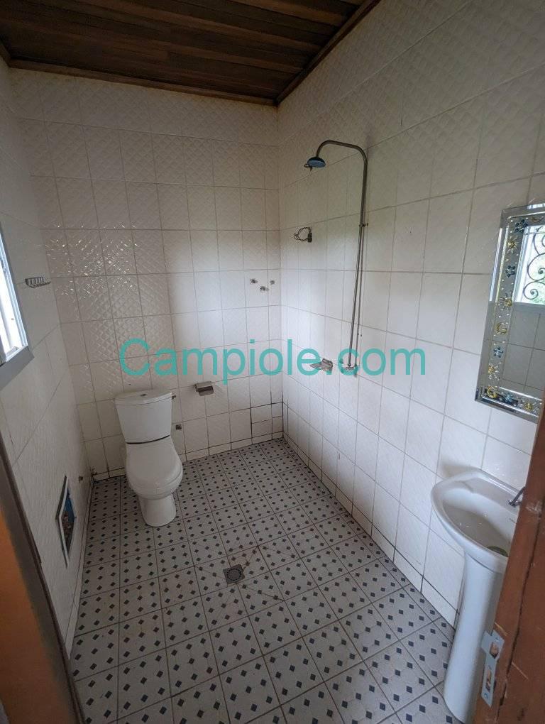 PBI_appartement_yde_odza_100925_dch