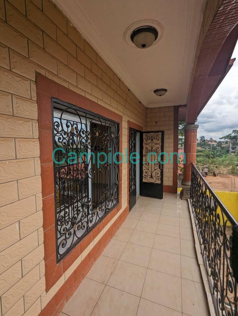 PBI_appartement_yde_odza_100925_ext