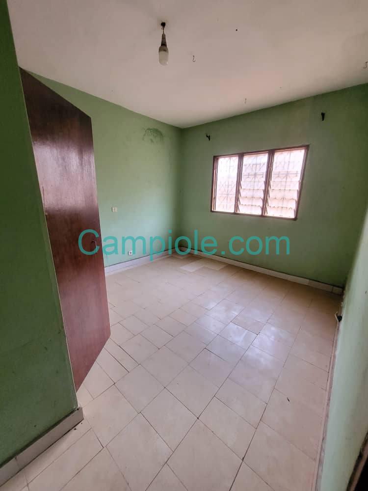 PIL_appartement_ngousso_yde_020925_chb3