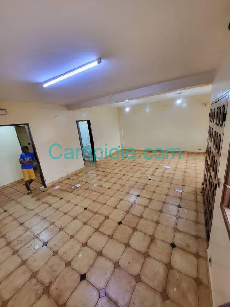 PIL_appartement_ngousso_yde_020925_sln3