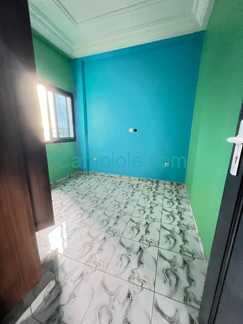 SM_appartement_logbessou_120925_chb1