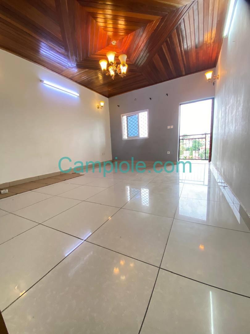 SM_appartement_logbessou_dla_020925_sln1