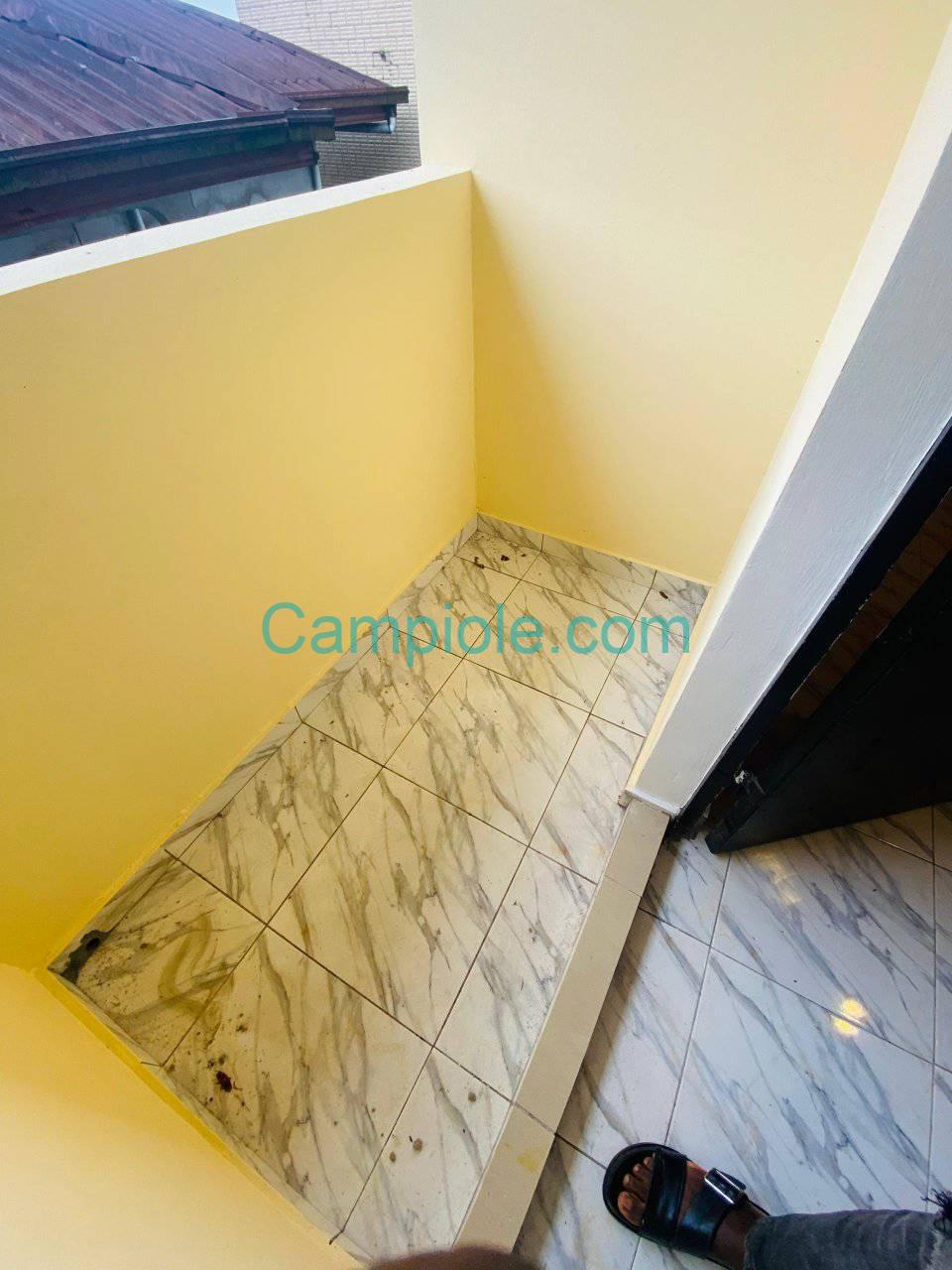 SM_studio_kotto_dla_120925_blcn