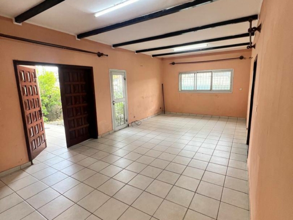 VILLA BON STANDING SITUÉ À BONAMOUSSADI