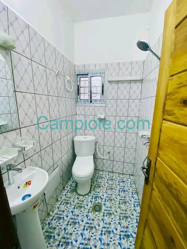 TA_studio_etoug_ebe_140925_dch