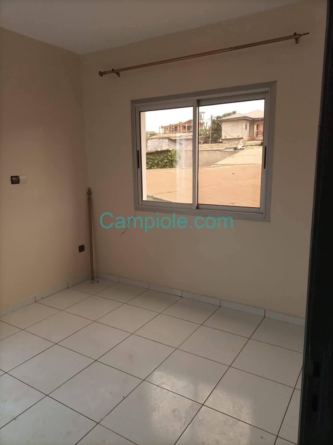 ZD_appartement_nsam_yde_010925_chb2