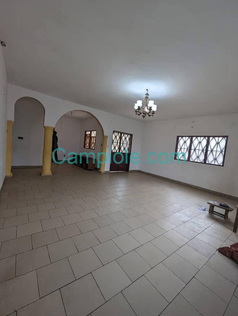 ZD_appartement_obobogo_yde_050925_sln1