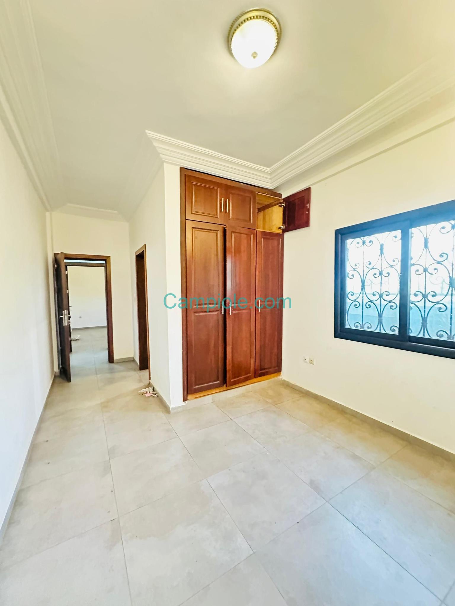 ZD_appartement_odza_yde_050925_chb1