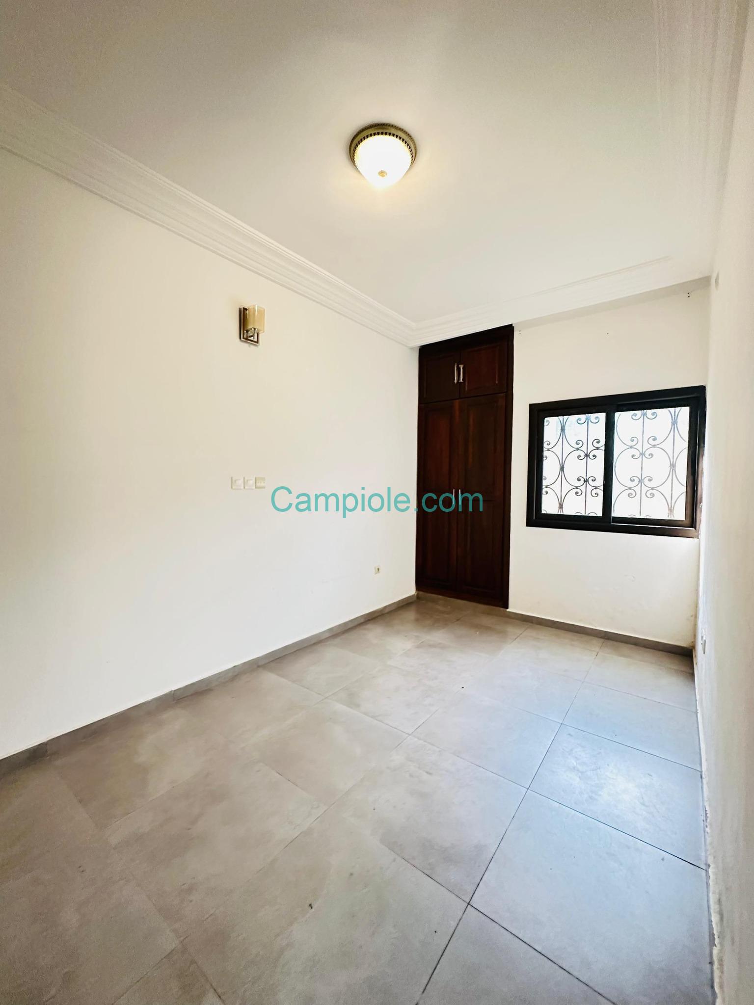 ZD_appartement_odza_yde_050925_chb2