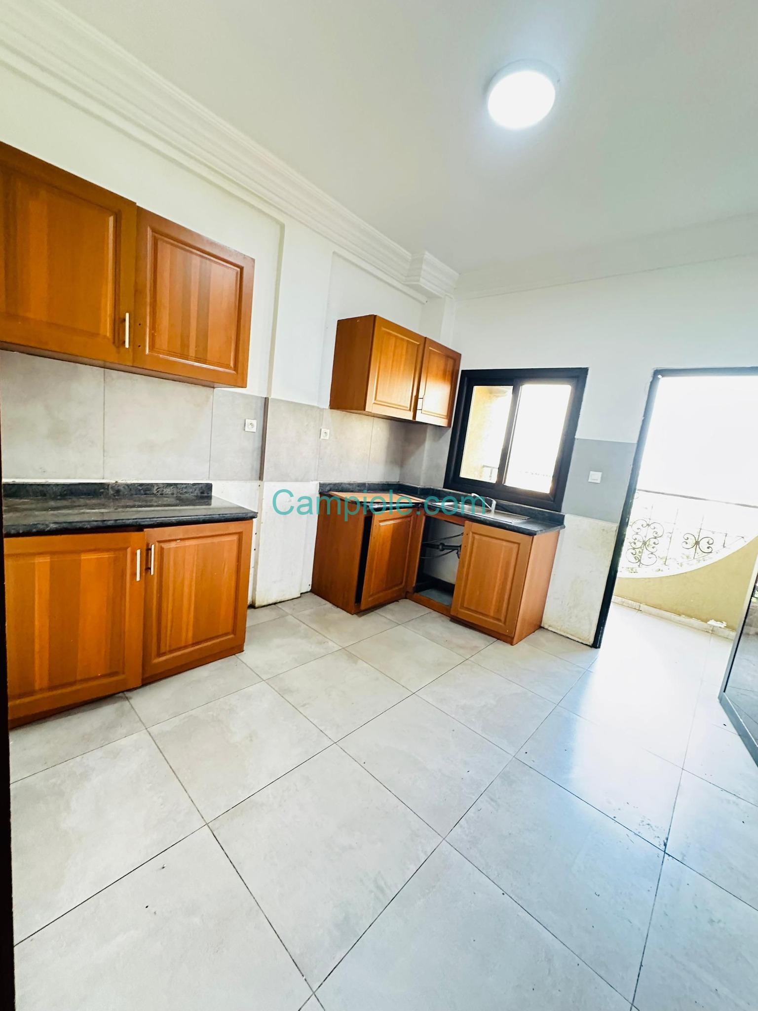 ZD_appartement_odza_yde_050925_csn