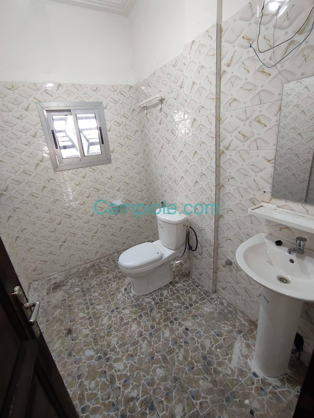 ZD_studio_damas_yde_110925_dch