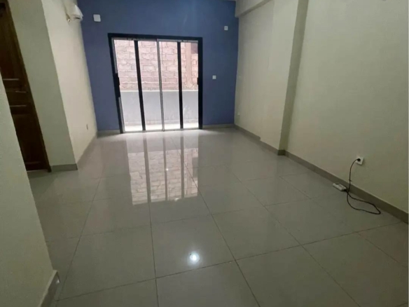 Magnifique studio à louer à Etoug-Ebé