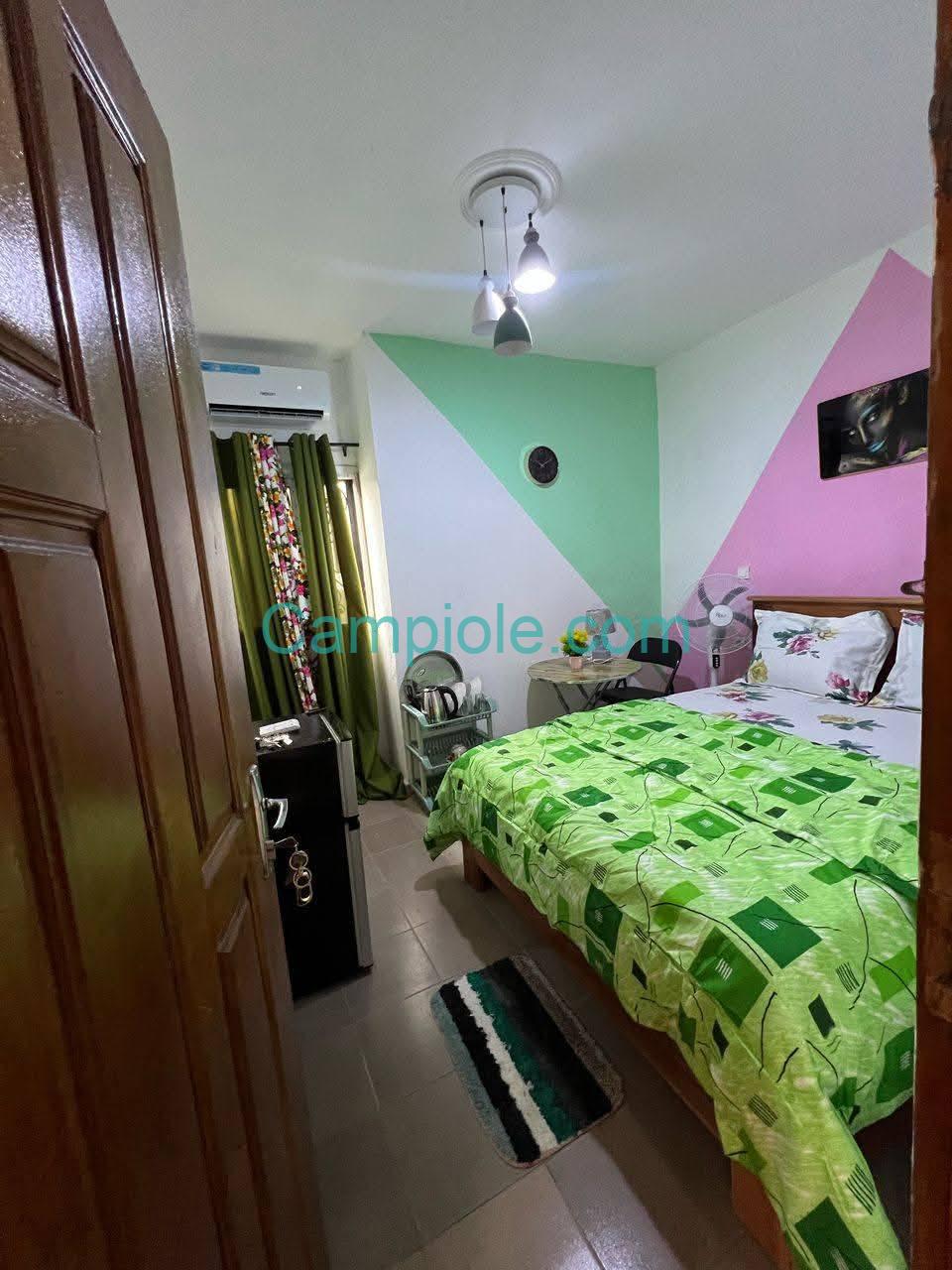 chambre_meublee_bonaberi_240925_chb2